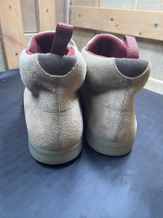 Clarks Sportswear Mens 10.5 M Sand Tan Suede Chukka Sneaker Boots 26102955